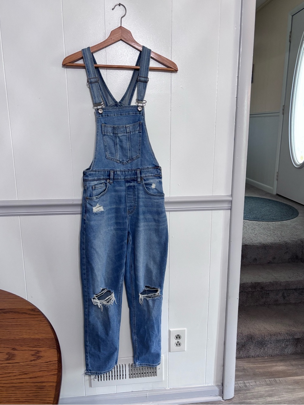 American Eagle Outfitters light blue denim overalls